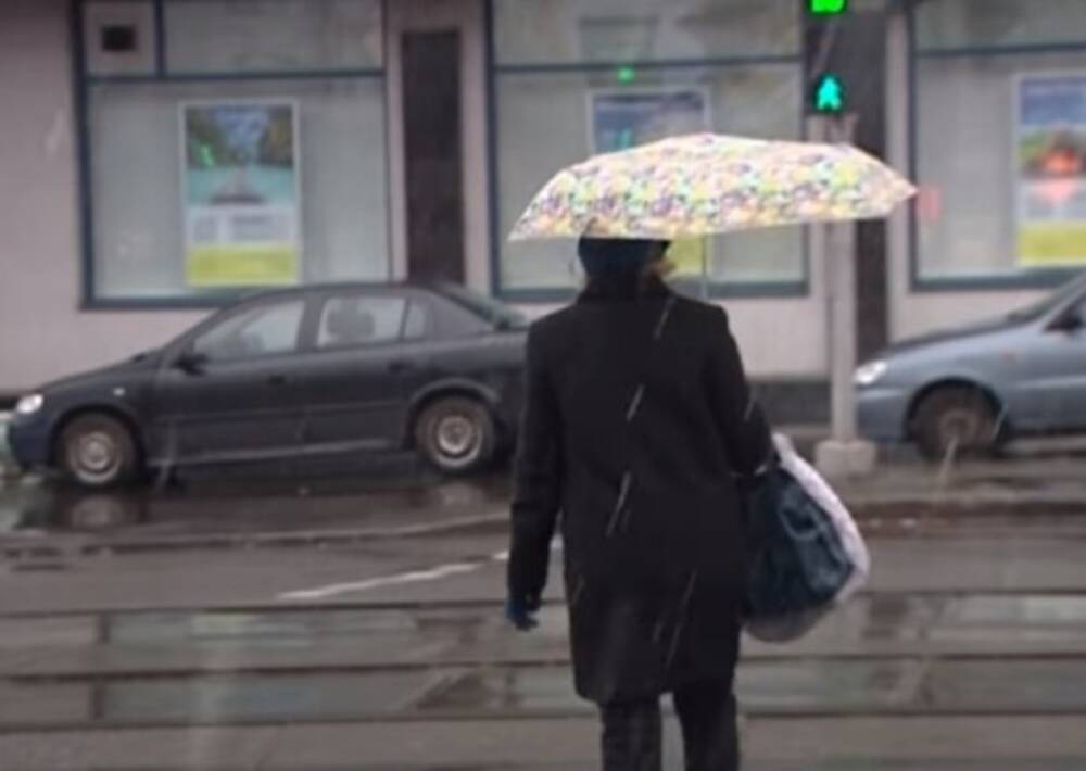 Новый циклон принесет в Украину дожди и мокрый снег, синоптики предупредили об опасности: "ожидается..."
