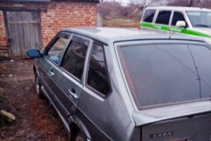 У тамбовчанина отобрали автомобиль за долги по алиментам свыше 100 тысяч рублей