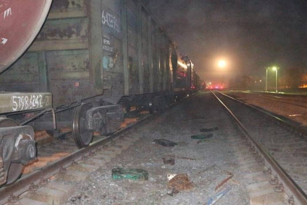 Трое жителей Дона украли 400 килограммов металлолома с грузового поезда