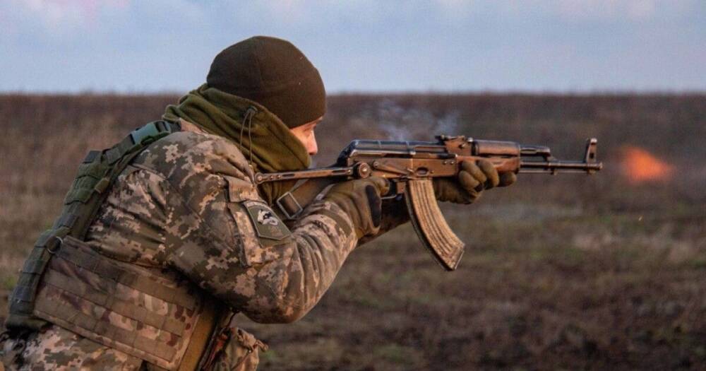 Воевавшим на Донбассе иностранцам станет проще получить гражданство Украины: кому выдадут паспорта