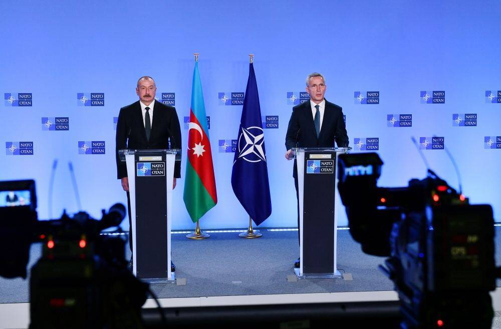 НАТО поддерживает нормализацию отношений между Азербайджаном и Арменией - генсек