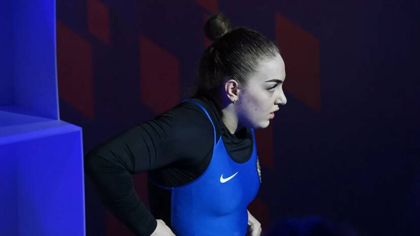 Сотиева завоевала бронзу ЧМ-2021 по тяжёлой атлетике