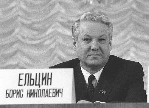 «Коронный номер»: кому досталось ложкой по голове от президента Ельцина - Русская семерка