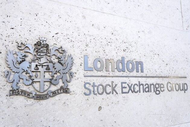 Бумаги российских компаний завершили торги на Лондонской бирже преимущественно в минусе