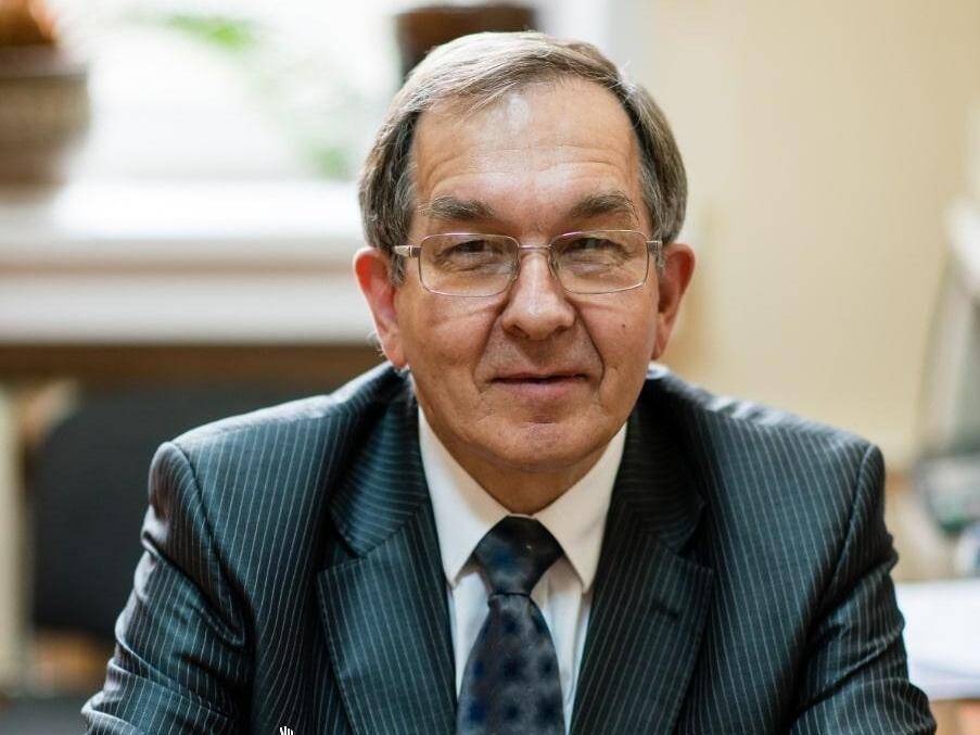 Вирусолог Сергей Нетёсов получил знак «За заслуги перед Новосибирской областью»