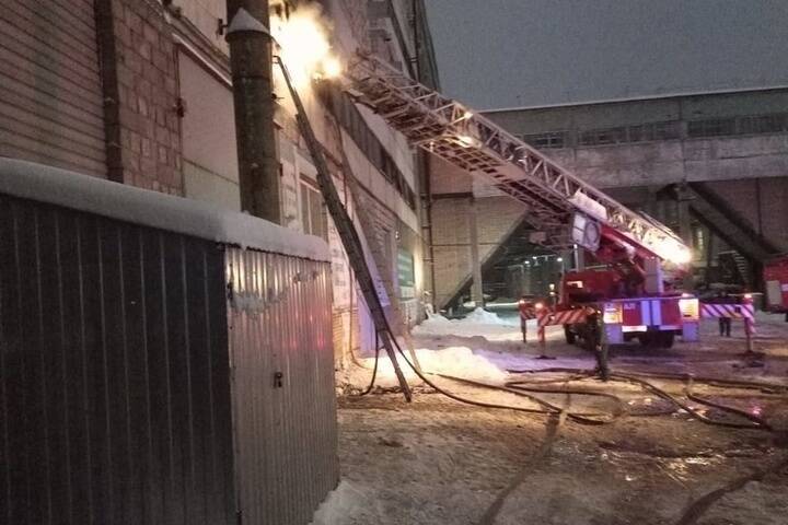 В Иванове загорелось производственное здание – есть пострадавший