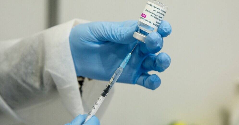 На этой неделе бустерные вакцины составляют две трети всех полученных в Латвии вакцин от Covid-19