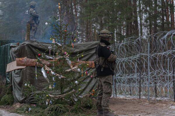 Поляки пожаловались на агрессию мигрантов на границе с Белоруссией