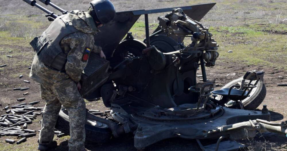 На границе с Крымом стартовали учения противотанковых подразделений (ВИДЕО)