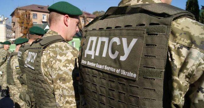 На Украине вступил в силу новый порядок применения оружия на границе