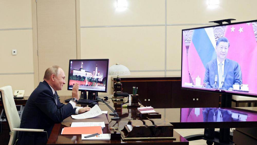 "Встреча со старым другом": Владимир Путин и Си Цзиньпин пообщались по видеосвязи