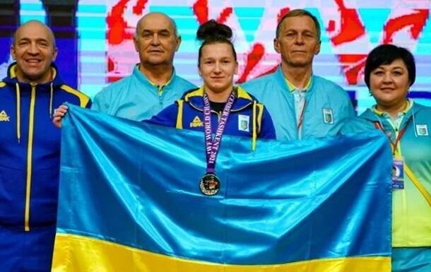 Две украинки стали чемпионками мира по тяжелой атлетике