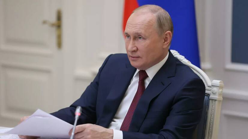 Путин попросил назвать фамилию занимающегося вопросами свалок чиновника