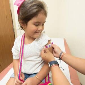 В Новой Зеландии вакцину Pfizer одобрили для вакцинации детей от пяти лет