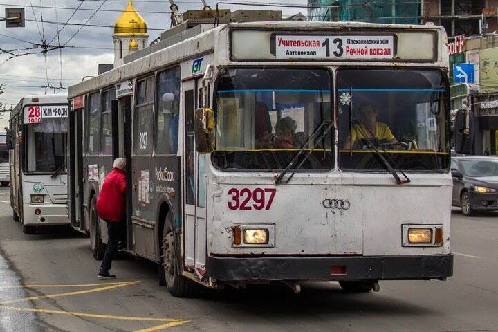 Уголовное дело возбудили в Новосибирске из-за бьющего током троллейбуса
