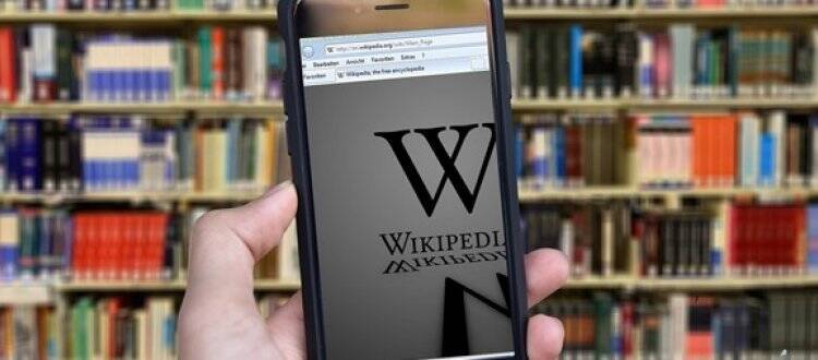 Первую страницу Википедии продали за 750 тыс. долларов