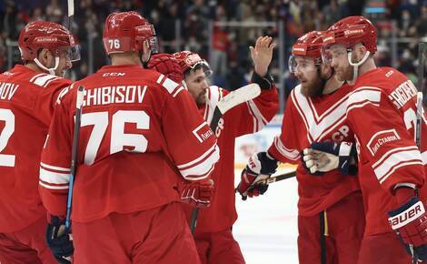 Сборная России по хоккею обыграла команду Канады в матче открытия Кубка «Первого канала»
