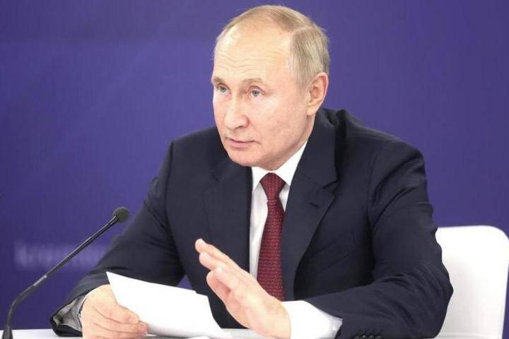 Путин отреагировал на предложение возродить трудовые артели