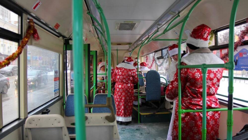 Новогодний автобус проедет по окраинам Рязани