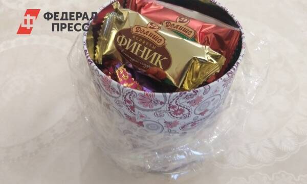 Юные пассажиры авиакомпании «Ямал» получат сладкие подарки