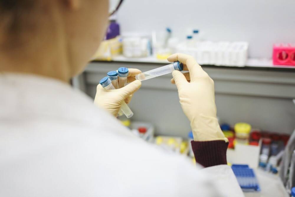 Завод «Фармасинтез» в Петербурге запустил производство вакцины «Спутник Лайт»
