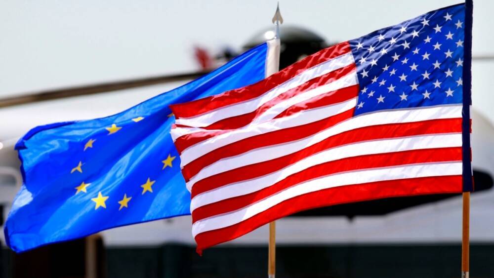 Bloomberg: США торопят ЕС с согласованием новых санкций против РФ