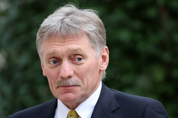 Дмитрий Песков назвал «ползучим вторжением» присутствие НАТО на Украине
