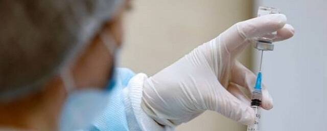 Более 1,16 млн жителей Приангарья привиты первым компонентом вакцины от COVID-19