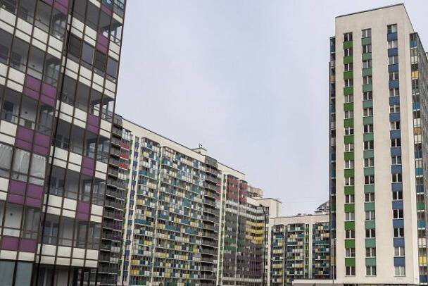 Пятилетний ребенок выпал из окна шестого этажа в Кудрово