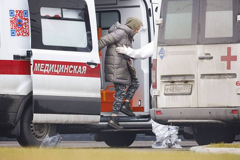 За сутки в России 27434 человека заразились коронавирусом