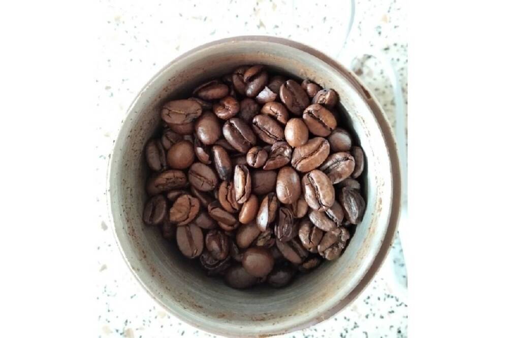 Чтобы получить заряд бодрости от кофе, нужно реже его пить