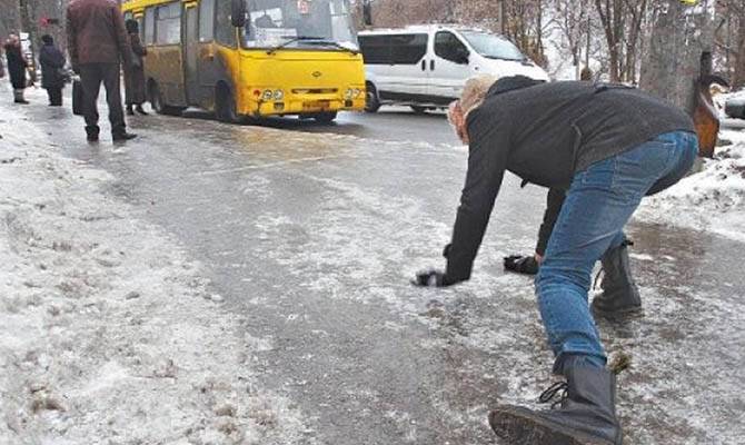 В ближайшие дни в Украине ожидается снег и гололедица