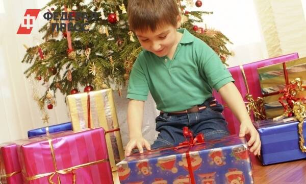 Педиатр назвала нежелательные для детей новогодние подарки