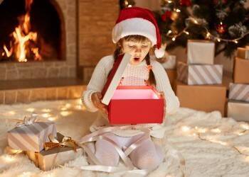 Топ-7 идей для недорогих и оригинальных новогодних подарков для детей