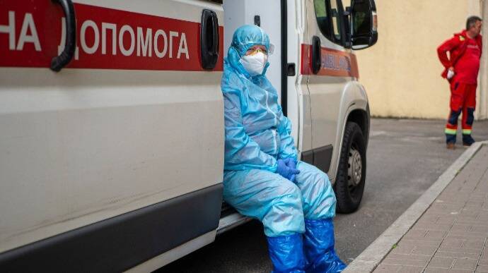 За сутки COVID-19 в Украине заболели более 3600 человек