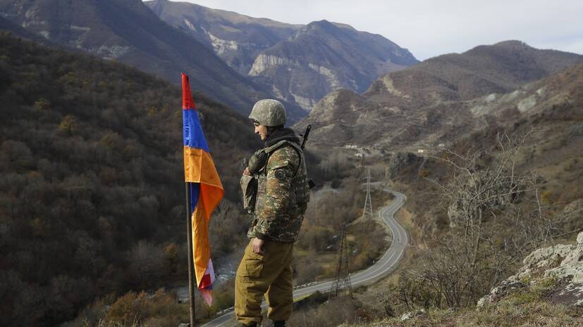 В Азербайджане сообщили о передаче Армении десяти военнослужащих