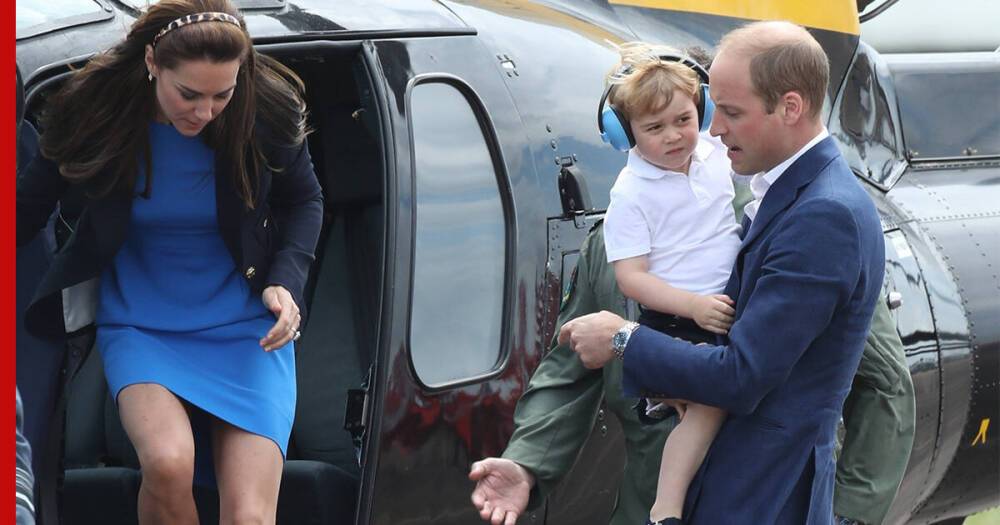 Елизавета II попросила принца Уильяма не летать на вертолете с детьми