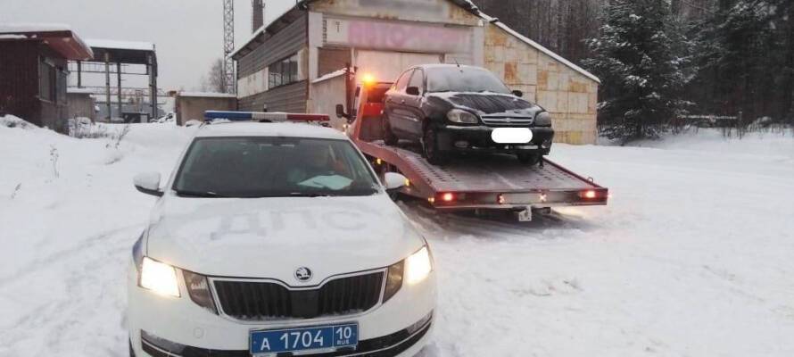 Автоинспекторы с начала года поймали на дорогах Карелии больше 2 тысяч водителей без прав