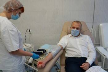 «Единая Россия» запустила волонтерскую акцию «Волонтеры-доноры»
