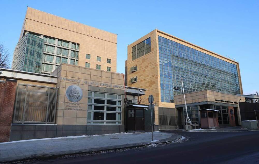 Россия высылает из Москвы часть сотрудников посольства США