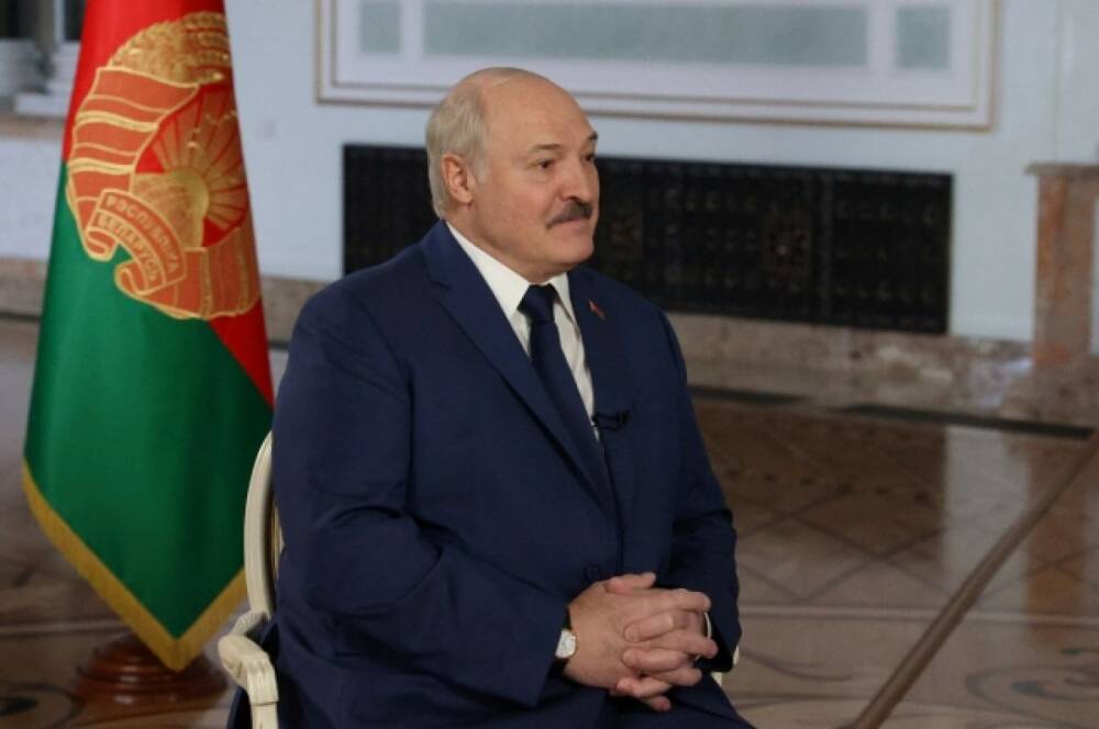Лукашенко: проект новой конституции Белоруссии опубликуют до конца года