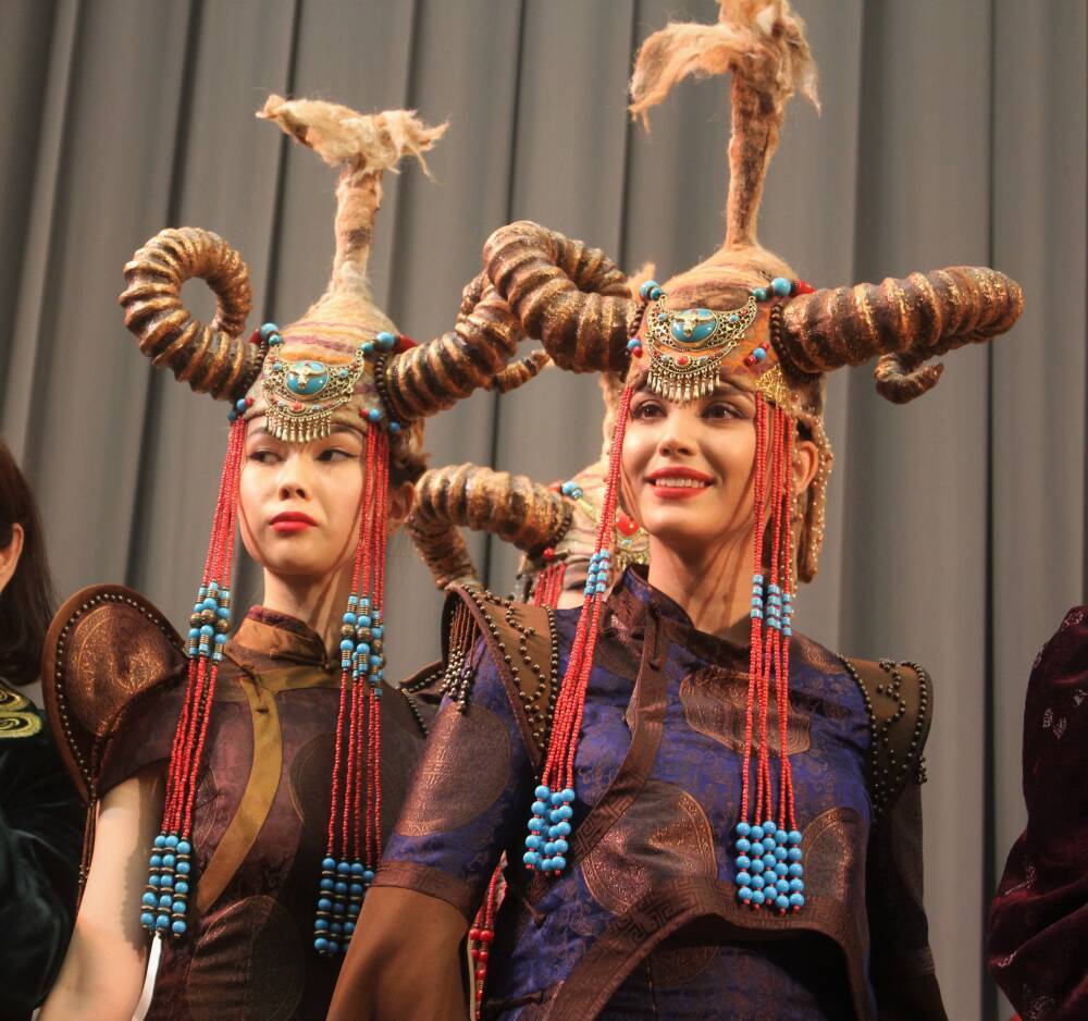 Гала-концерт победителей ХХ Евразийского конкурса высокой моды национального костюма «Этно-Эрато»