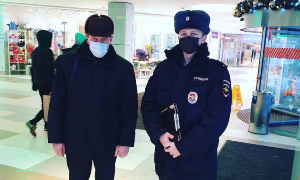 В торговых центрах Петрозаводска проверяют маски и QR-коды