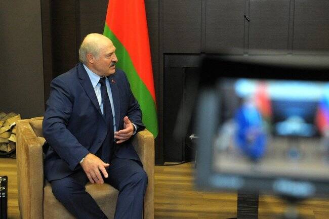 Сначала «Белавиа», затем и сам: Лукашенко признал Крым российским