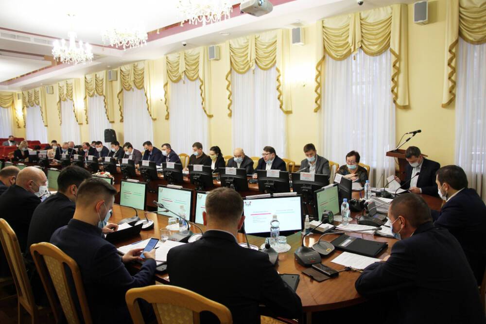 В Смоленске увеличен налог на имущество физлиц, владеющих офисами и торгцентрами