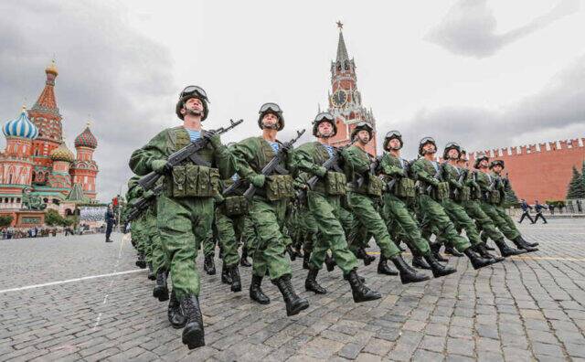 Политолог Сатановский отметил высокий уровень подготовки российских войск