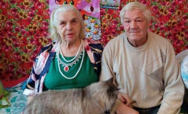 "Уехал к новой пассии": тюменка, которая вышла замуж в 93 года, требует развод
