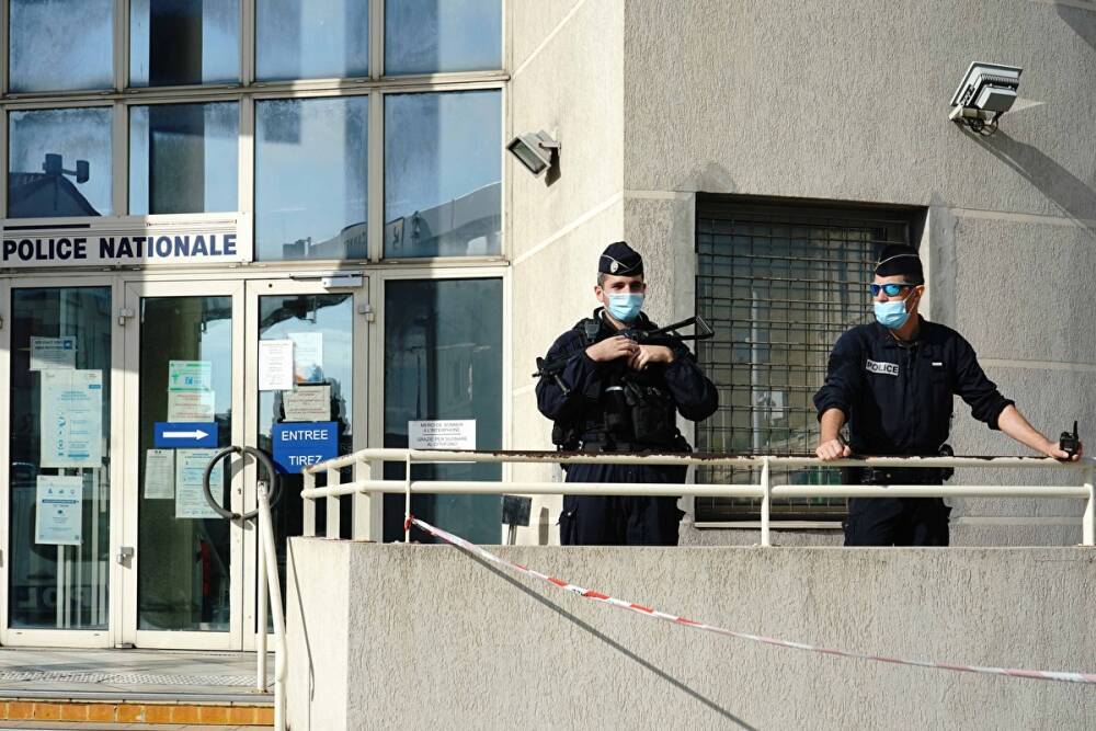 Во Франции «ниндзя» с катаной напал на полицейских