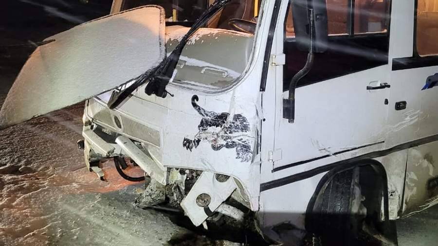 Один человек погиб и 14 пострадали в ДТП с автобусом под Мурманском
