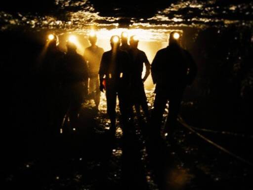 Шахта им. А.Д. Рубана до сих пор не работает – спасатели ликвидируют последствия возгорания